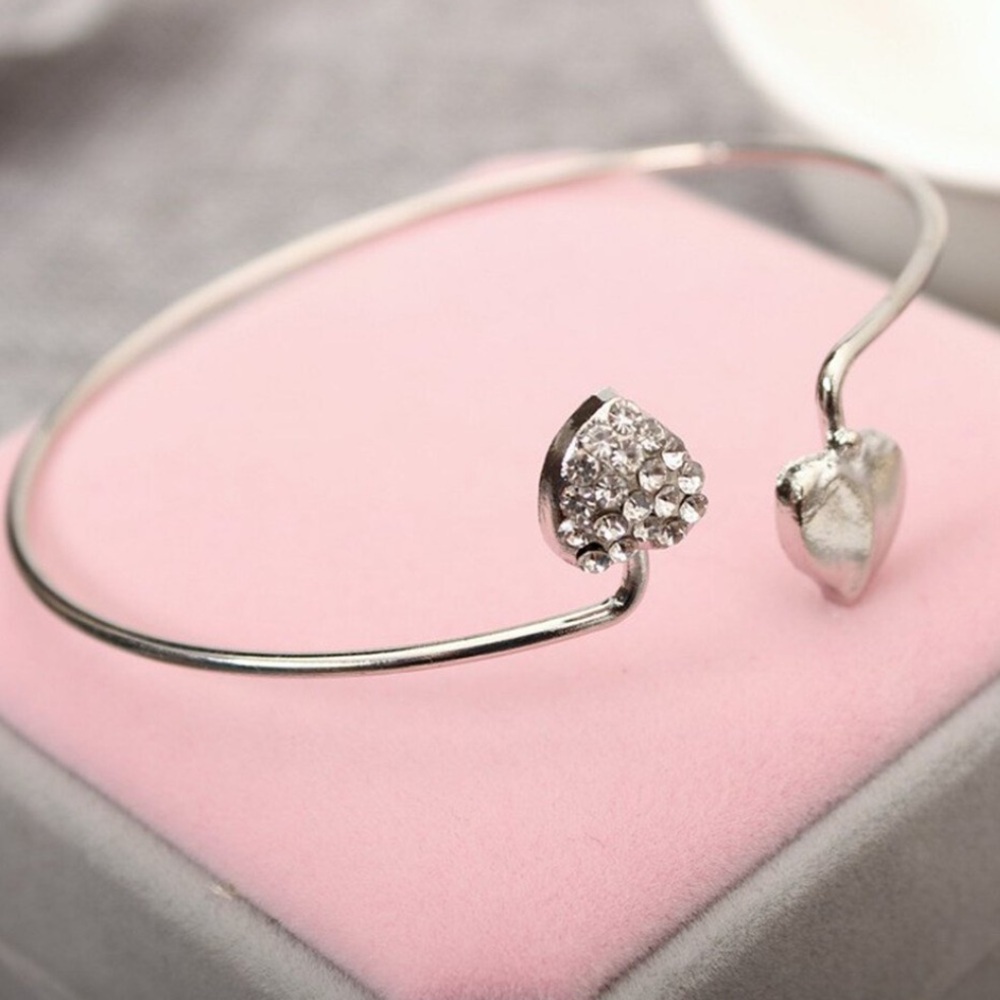 [Free add on item] Arm Cuff Bracelet with Rhinestone heart - adjustable size